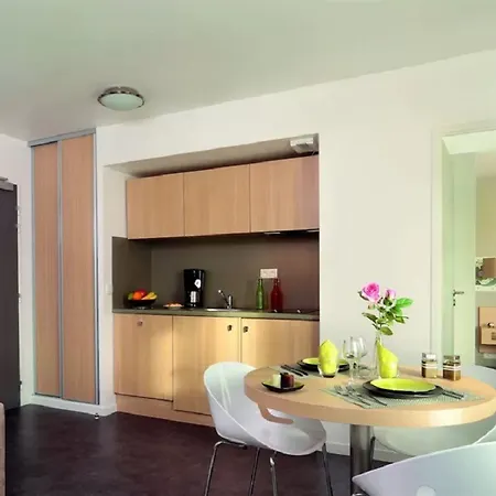 Aparthotel Appart'city Collection Paris